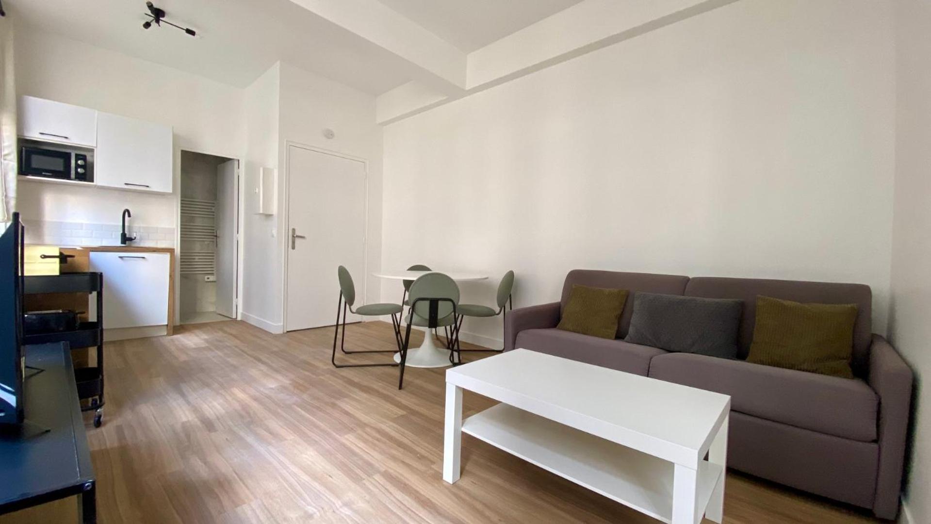 Appartement Proche Grands Boulevard 4p