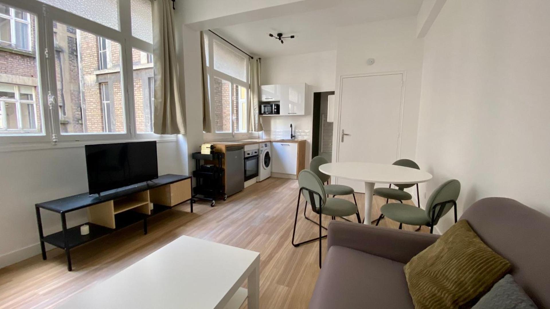 Proche Grands Boulevard 4p Appartement